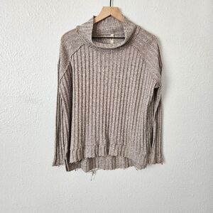 Free People Long Sleeve Knit Shirt Beige/Tan Distressed Ribbed Oversized Top M